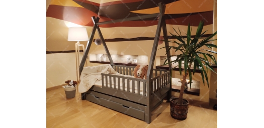 Łóżko domek drewniane dla dzieci z barierkami, drugim spaniem i szufladami TIPI naturalne