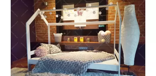 Drewniane Łóżko Domek z barierką Naturalne Milos Białe